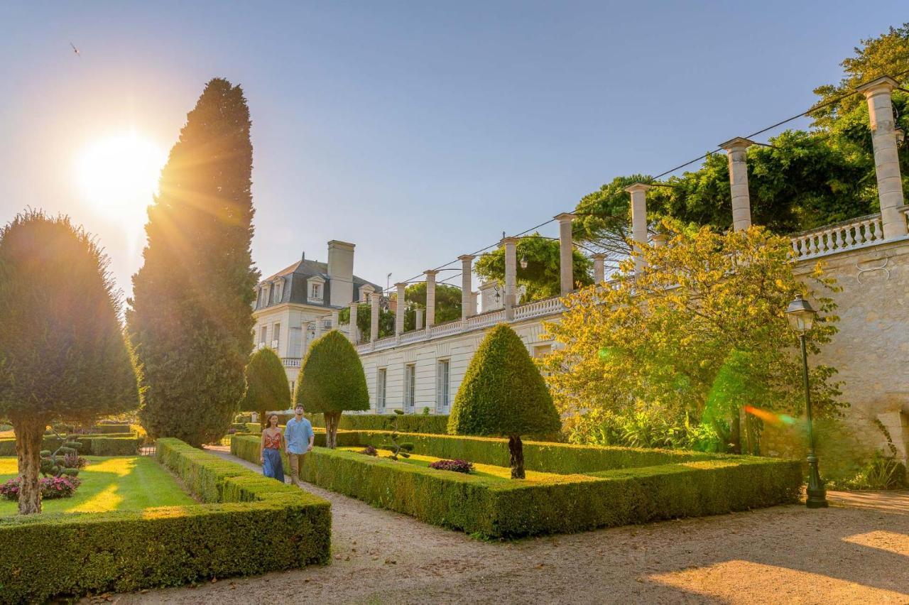 Chateau De Rochecotte Saint-Patrice Exterior foto
